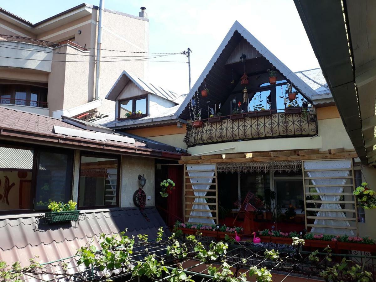 Gabi Guesthouse Constanţa Exterior foto